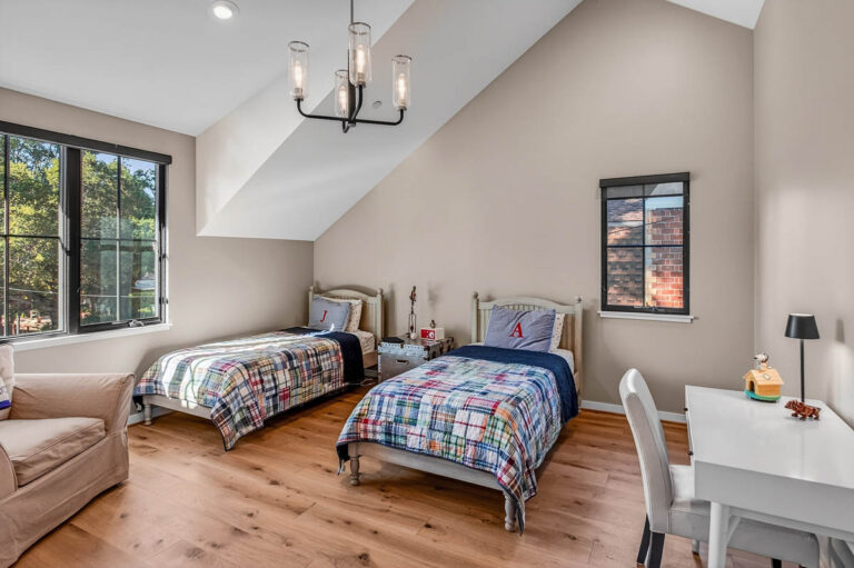 Bedroom (2)